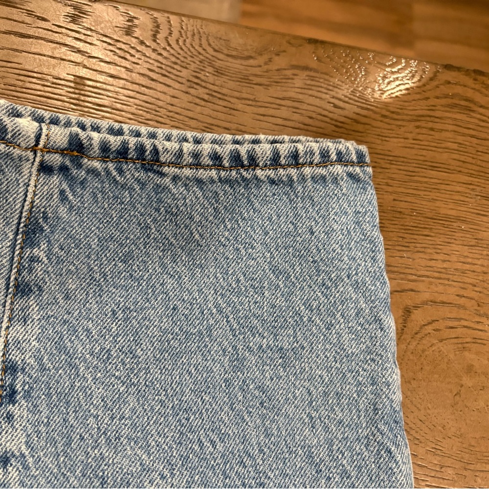 PacSun Light Blue Denim Mom Jeans - Picture 3 of 7